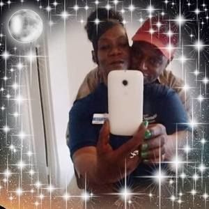 Meet your Posher, Yvette